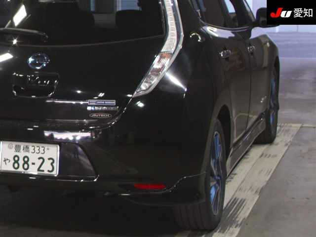 NISSAN LEAF 2014