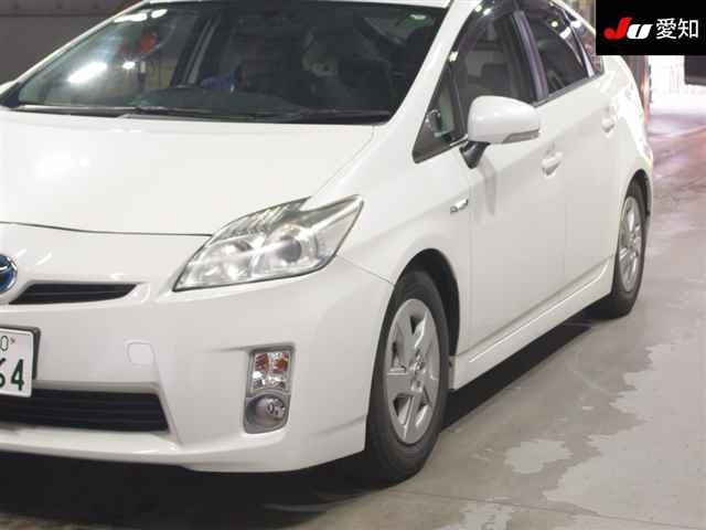 TOYOTA PRIUS 2011