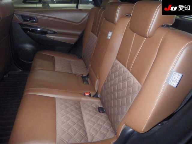TOYOTA HARRIER 2018
