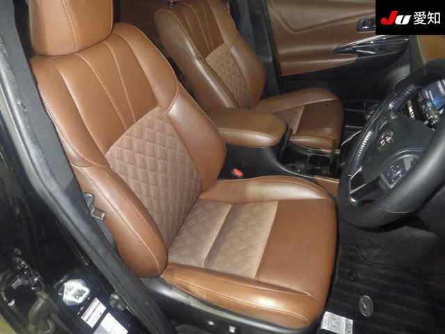 TOYOTA HARRIER 2018