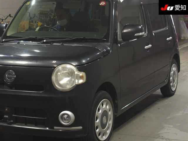 DAIHATSU MIRA 2010