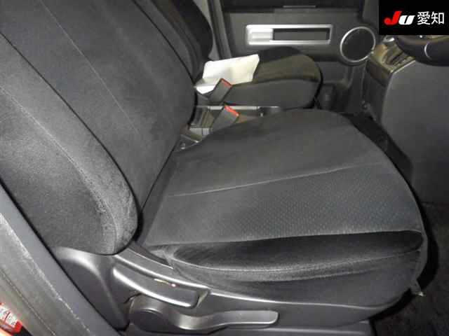 MITSUBISHI DELICA D5 2011