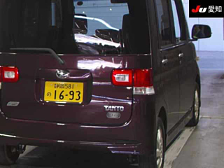 DAIHATSU TANTO 2012