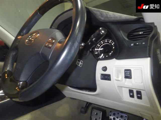 LEXUS IS 2010