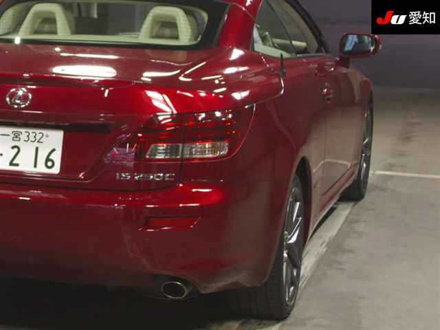 LEXUS IS 2010