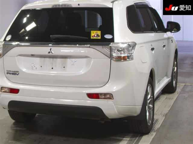 MITSUBISHI OUTLANDER PHEV 2013