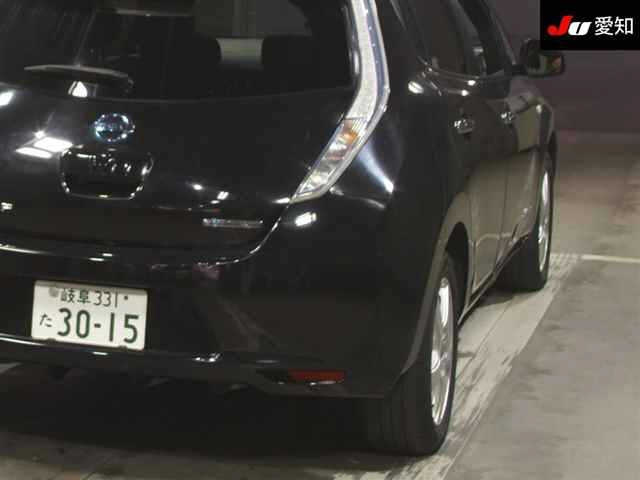 NISSAN LEAF 2013