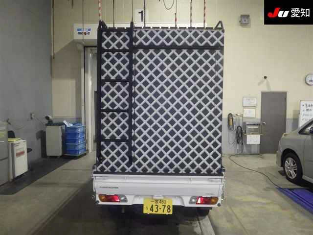 MITSUBISHI MINICAB TRUCK 2012