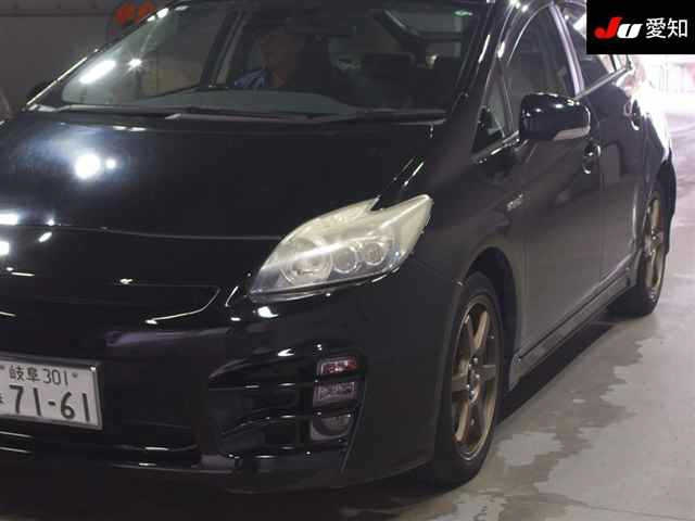 TOYOTA PRIUS 2011