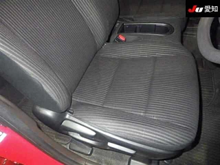TOYOTA SPADE 2013