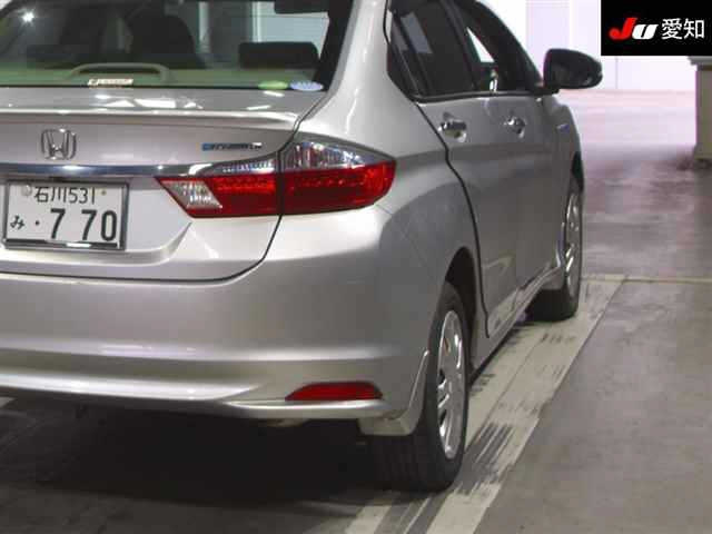 HONDA GRACE 2015