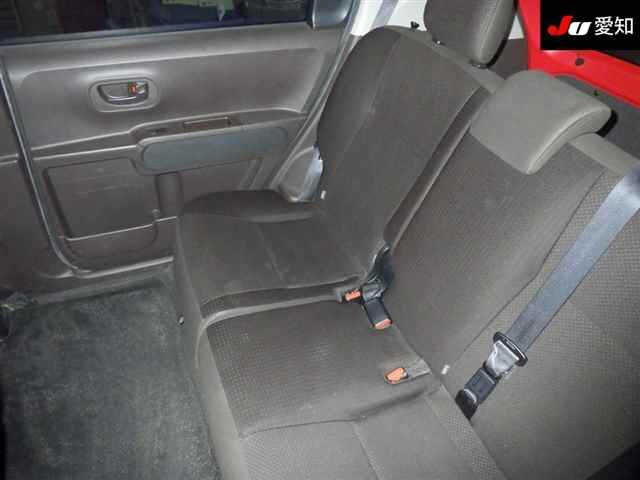 TOYOTA SPADE 2013