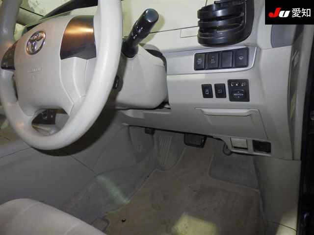 TOYOTA ESTIMA HYBRID 2012