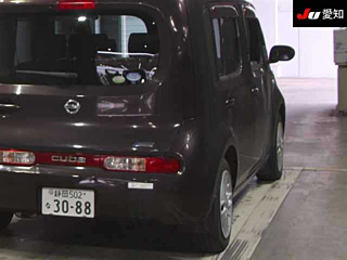 NISSAN CUBE 2010