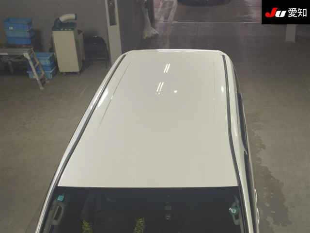 TOYOTA VELLFIRE 2011