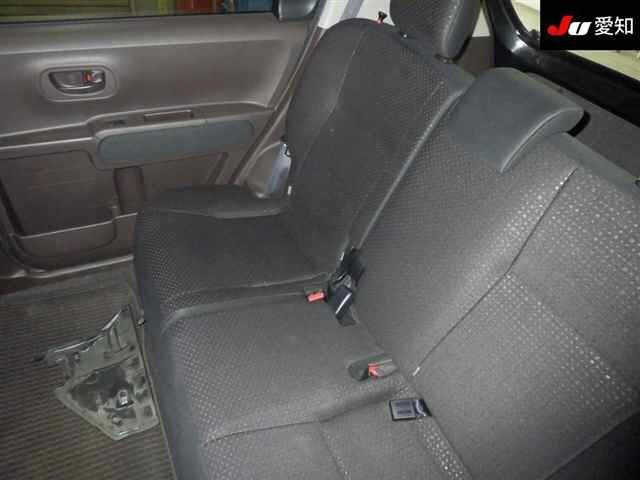 TOYOTA SPADE 2013