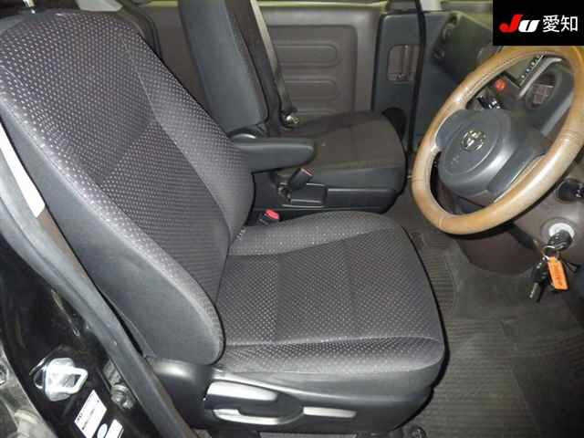 TOYOTA SPADE 2013