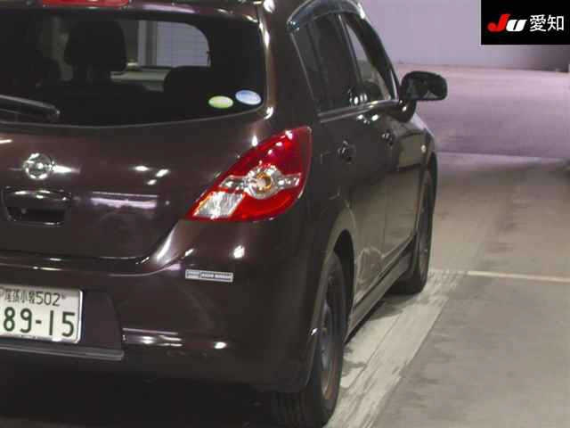 NISSAN TIIDA 2012