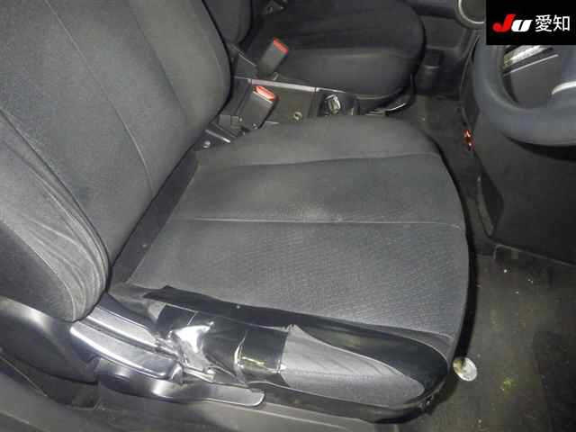 MITSUBISHI DELICA D5 2015