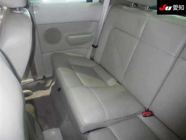 VOLKSWAGEN NEW BEETLE 2008