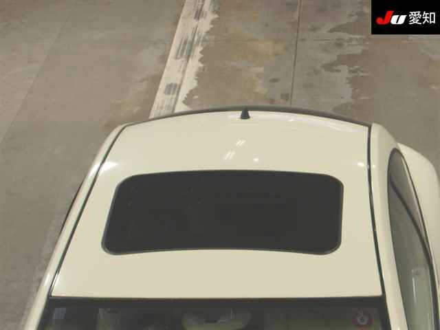 VOLKSWAGEN NEW BEETLE 2008