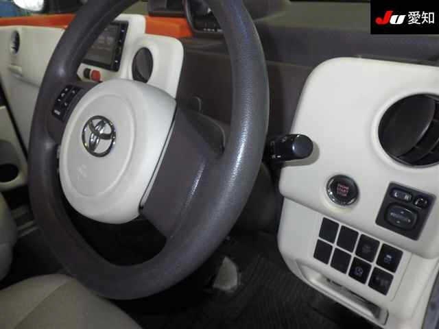 TOYOTA PORTE 2013