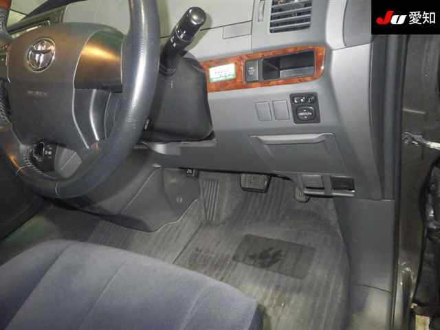 TOYOTA ESTIMA 2009