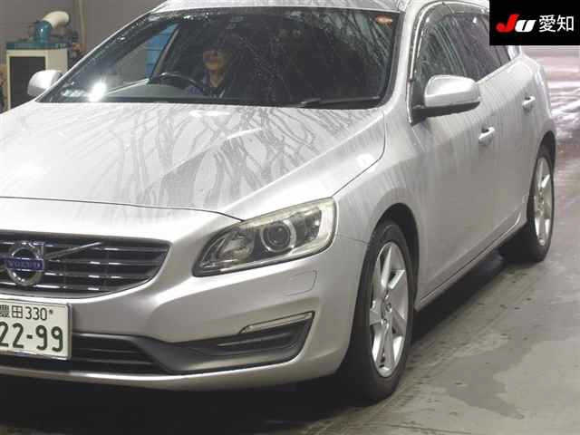 VOLVO V60 2014