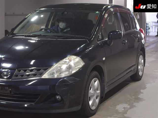 NISSAN TIIDA 2008