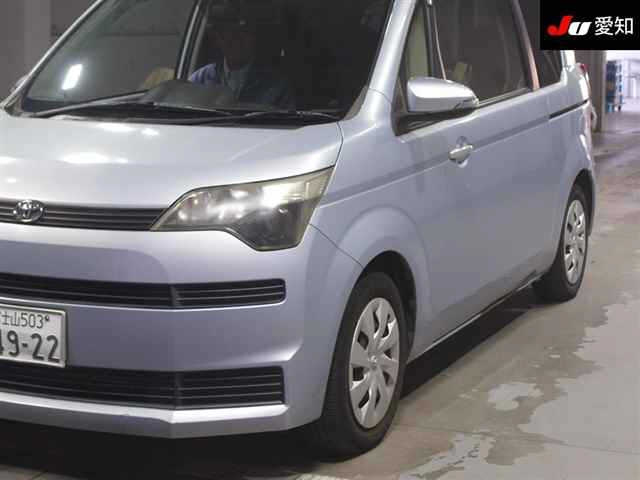 TOYOTA SPADE 2012