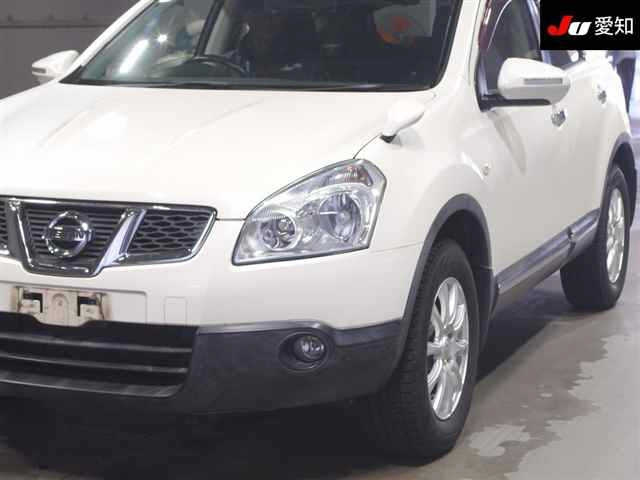 NISSAN DUALIS 2010