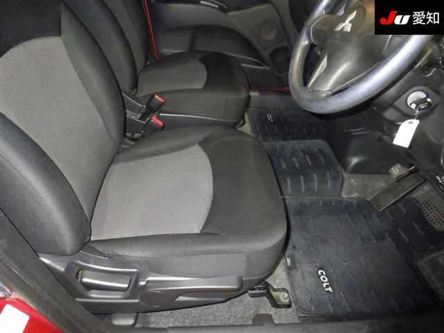 MITSUBISHI COLT 2009