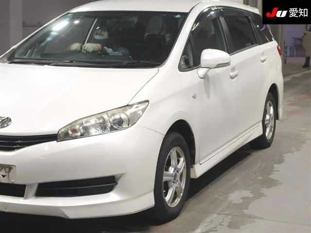 TOYOTA WISH 2009