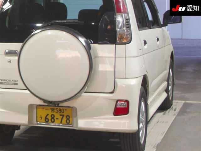 DAIHATSU TERIOS KID 2009