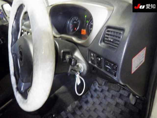 DAIHATSU TERIOS KID 2009