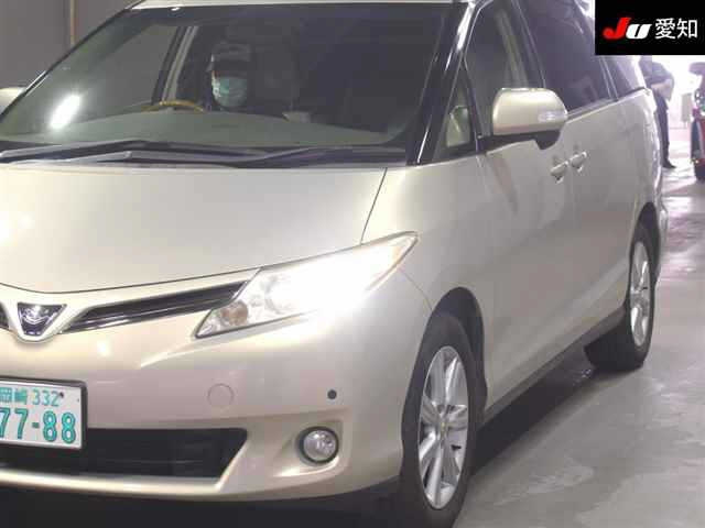 TOYOTA ESTIMA 2011