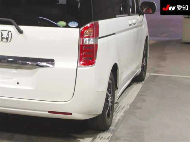 HONDA STEP WAGON 2012