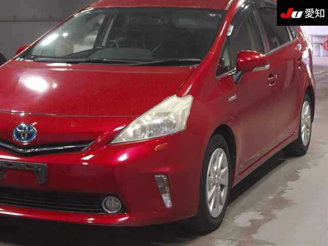 TOYOTA PRIUS ALPHA 2012
