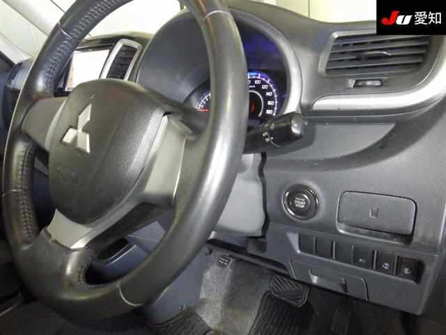 MITSUBISHI DELICA D2 2014