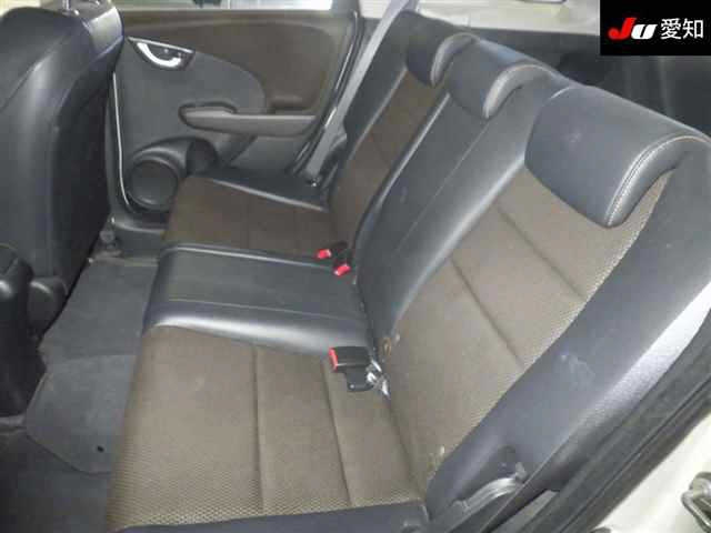 HONDA FIT SHUTTLE 2012