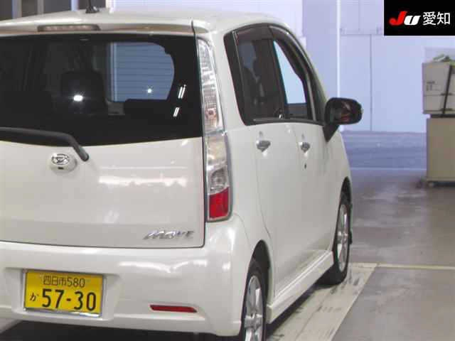 DAIHATSU MOVE 2011