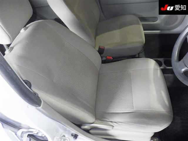 DAIHATSU MIRA E S 2012