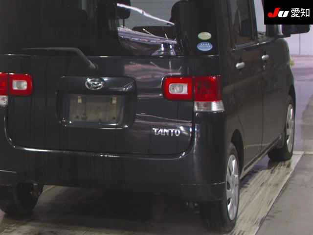 DAIHATSU TANTO 2010