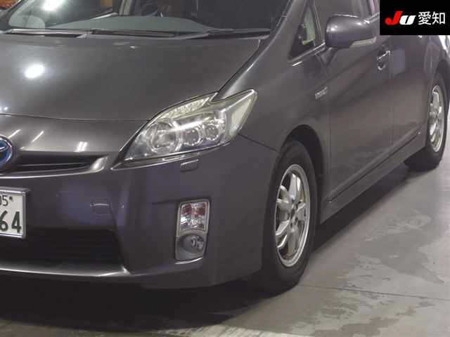TOYOTA PRIUS 2011