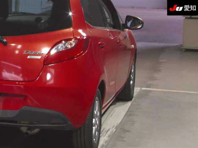 MAZDA DEMIO 2012