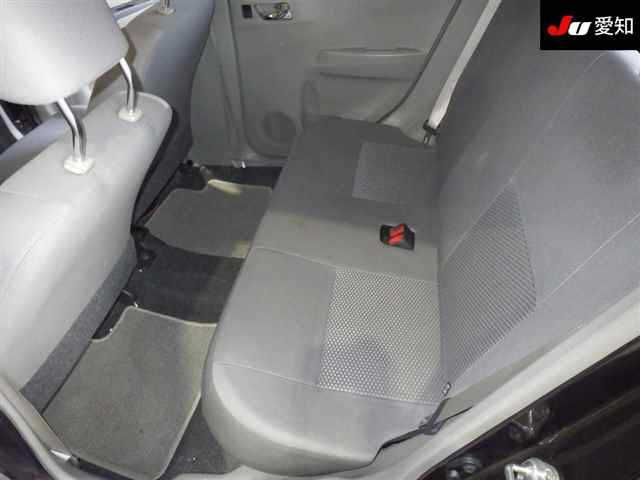 DAIHATSU MIRA E S 2013