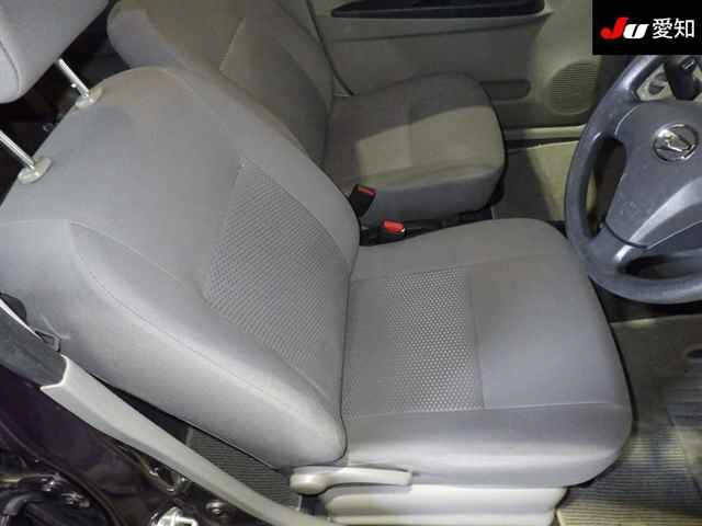 DAIHATSU MIRA E S 2013