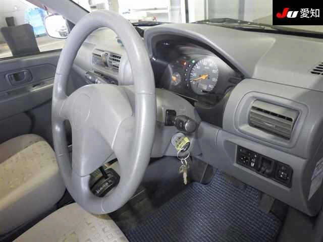 MITSUBISHI MINICA 2010