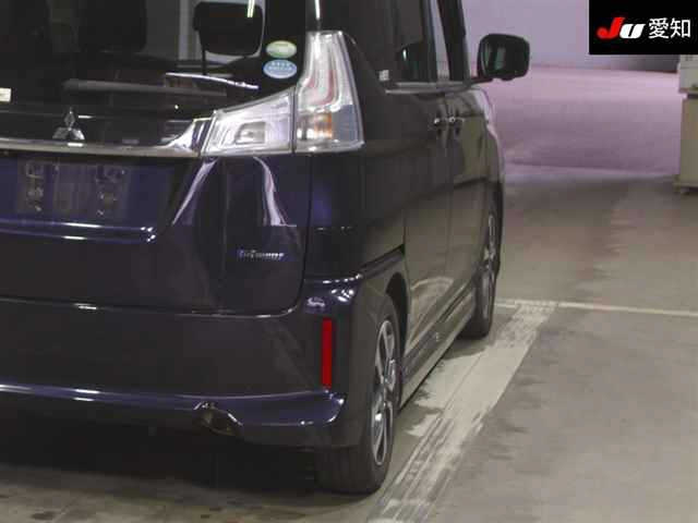 MITSUBISHI DELICA D2 2017