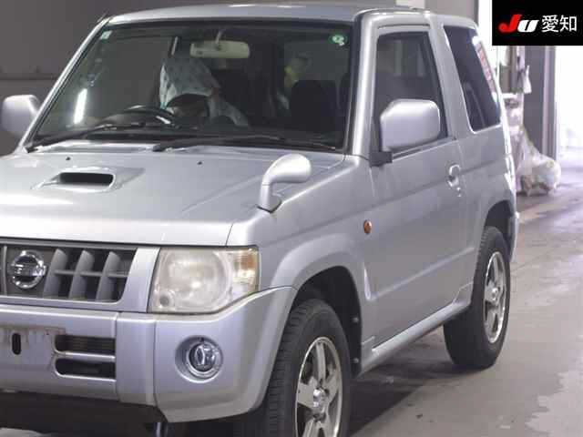 NISSAN KIX 2009